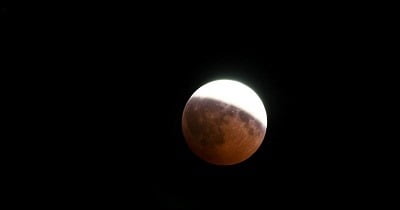 partial lunar eclipse cropped